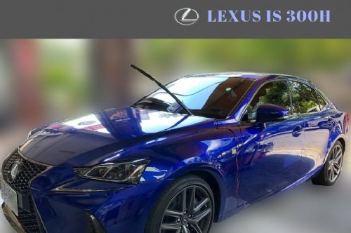 LEXUS IS 300H